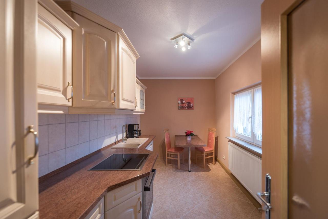 Ferienwohnung Lodig Gross Sarchen Exterior foto
